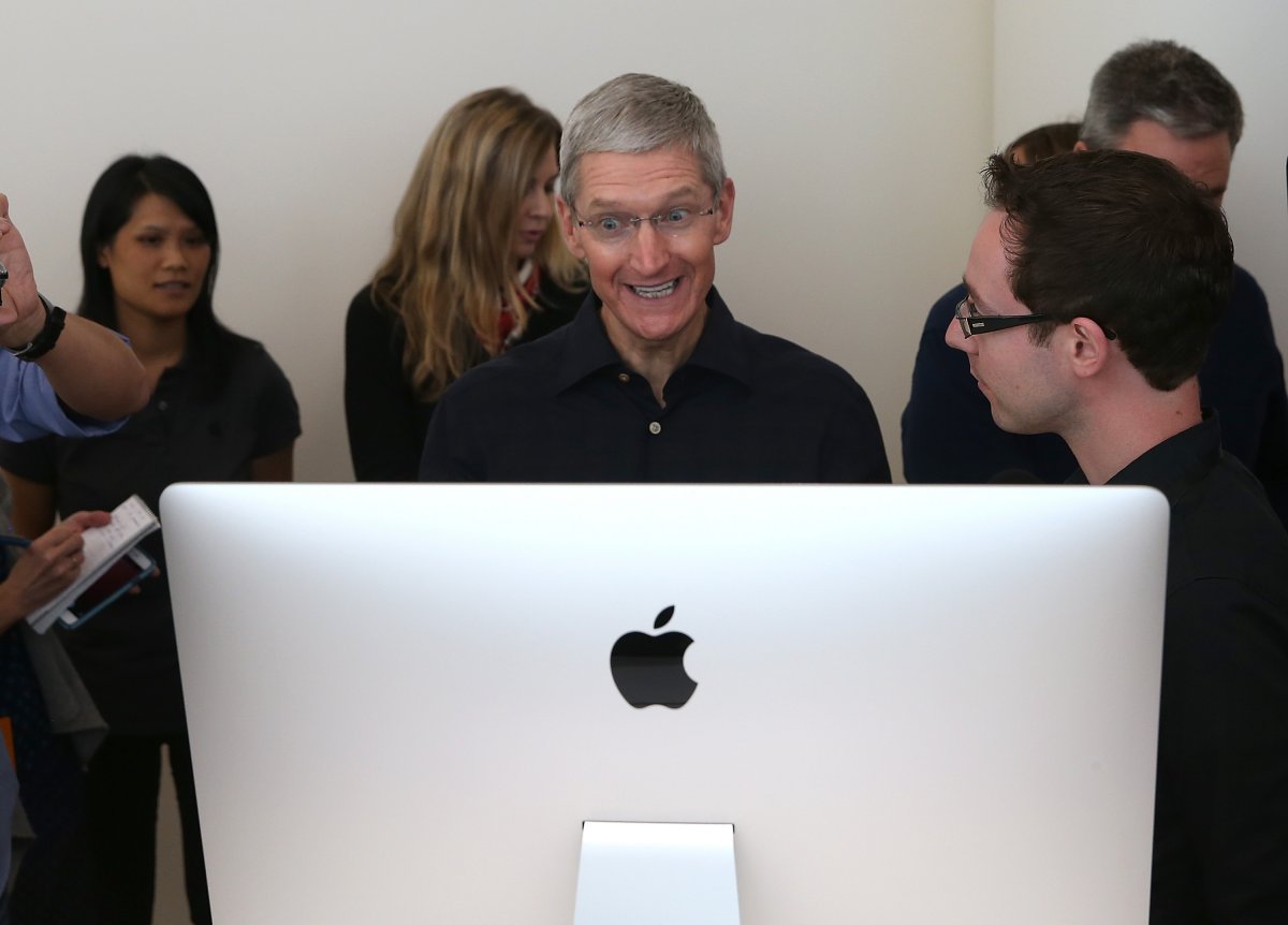 Τα 12 εξωπραγματικά νούμερα που δείχνουν το πραγματικό μέγεθος της Apple