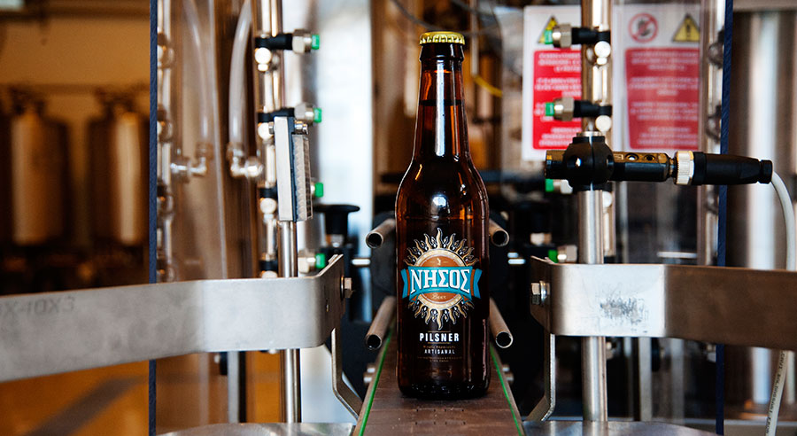 Νήσος: Η Τηνιακή μπίρα που μέθυσε τον πλανήτη