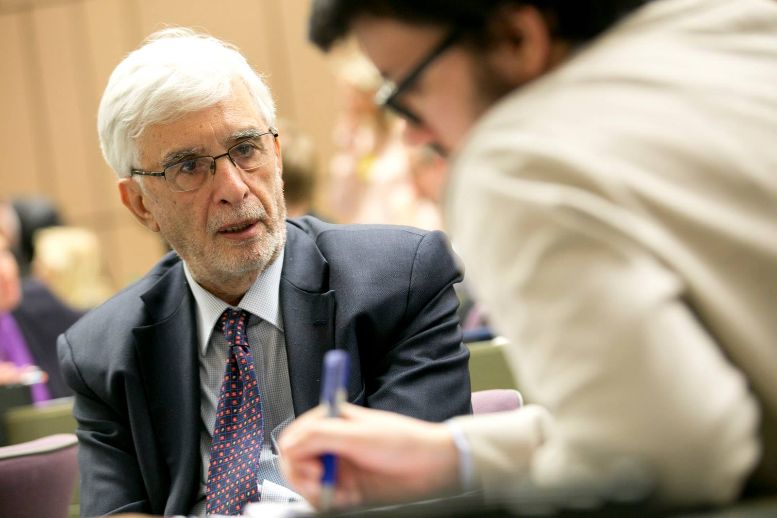 EE Bloggers Event &gamma;&iota;&alpha; &pi;&rho;ώ&tau;&eta; &phi;&omicron;&rho;ά &sigma;&tau;&omicron; &Epsilon;&upsilon;&rho;&omega;&pi;&alpha;ϊ&kappa;ό &Kappa;&omicron;&iota;&nu;&omicron;&beta;&omicron;ύ&lambda;&iota;&omicron; &sigma;&tau;&omicron; &Sigma;&tau;&rho;&alpha;&sigma;&beta;&omicron;ύ&rho;&gamma;&omicron;