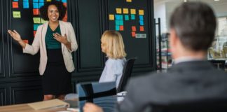 Άφησε Ελεύθερα Τα Συναισθήματά Σου Στο Γραφείο