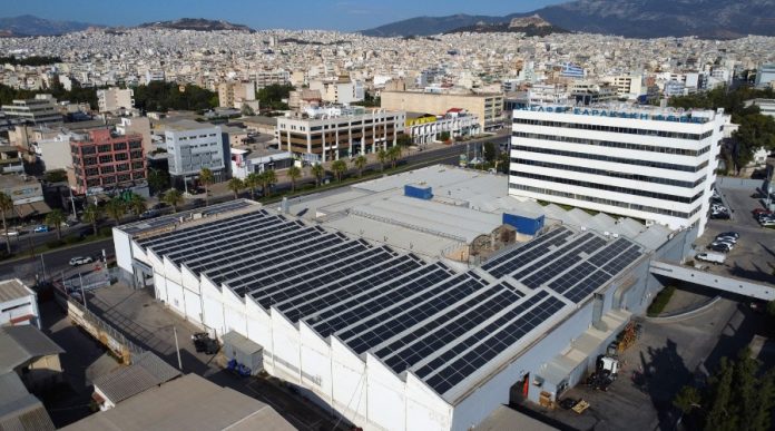 Όμιλος Επιχειρήσεων Σαρακάκη: Εγκατάσταση Φωτοβολταϊκών Πάνελ στη Λεωφ. Αθηνών sarakakis